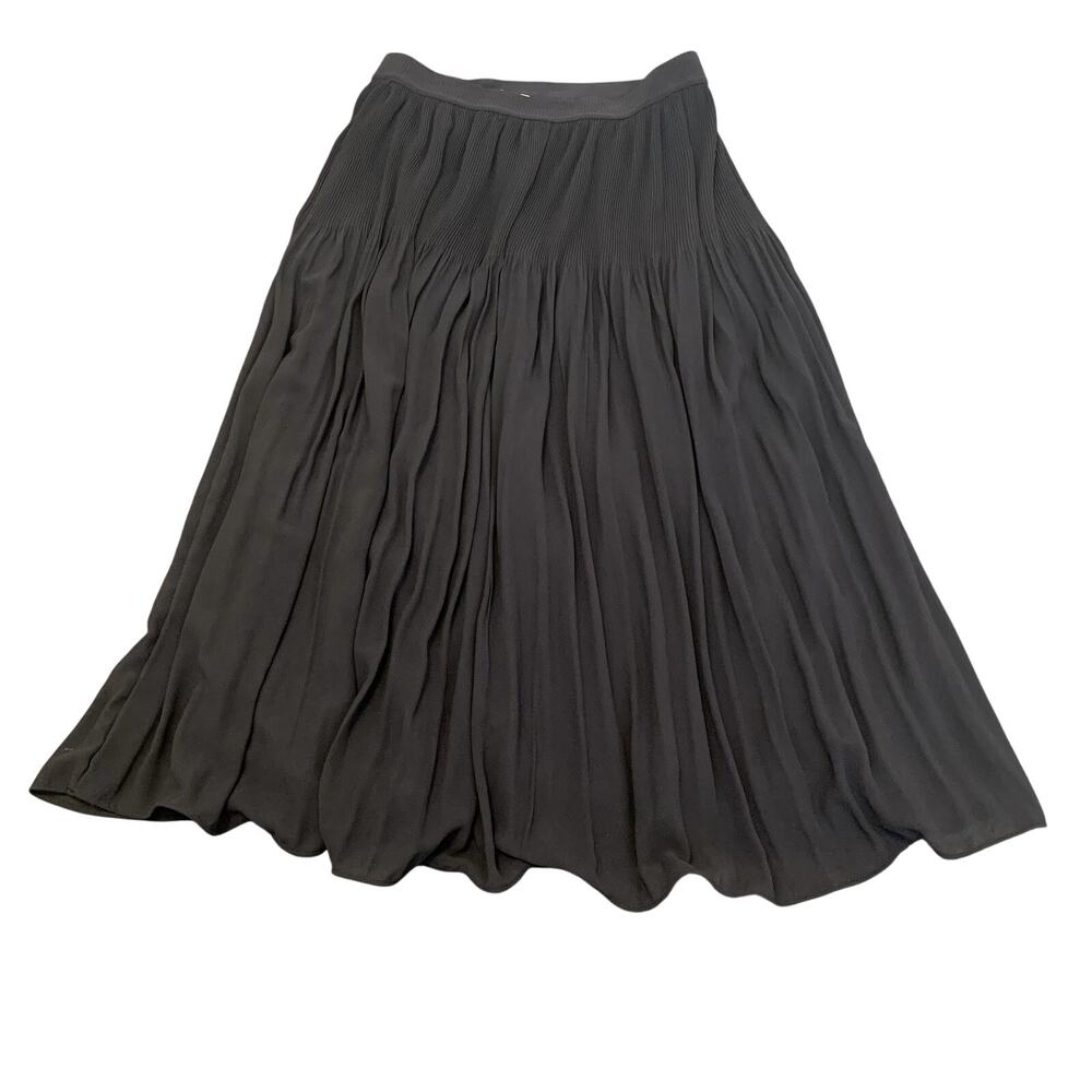 H&M Pleated Black Elastic Waist Skirt Size M